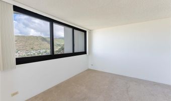 250 Kawaihae St 15B, Honolulu, HI 96825