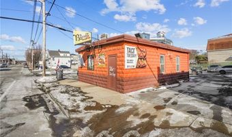 1007 Charles St, North Providence, RI 02904