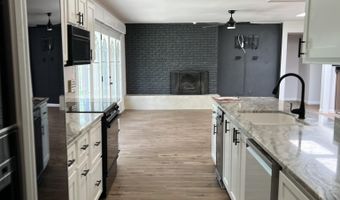 204 N La Cuesta Rd, Artesia, NM 88210