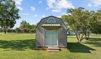 6892 Meridian Rd, Ardmore, OK 73401