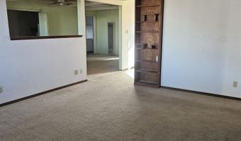 108 W 5th St, Hawthorne, NV 89415