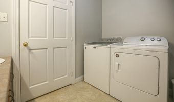 53 Lincolnville Ave, Belfast, ME 04915