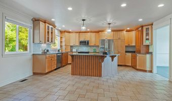932 N NORTHRIDGE E, Bountiful, UT 84010