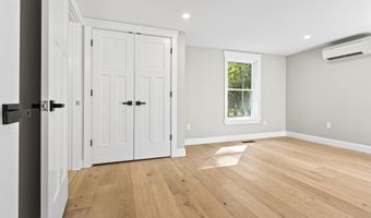 26 Binford Rd, Standish, ME 04084