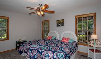 82 Rileigh Ridge Rd, Blairsville, GA 30512