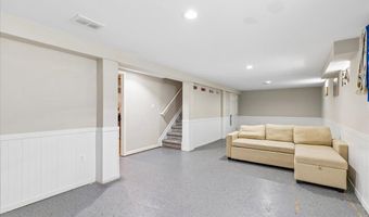 6307 EASTERN Pkwy, Baltimore, MD 21214