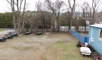 20 Ramp Rd, Canton, CT 06019