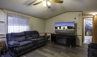 450 W SUNWEST Dr 10, Casa Grande, AZ 85122