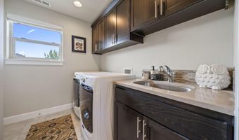 3523 NE Crystal Springs Dr, Bend, OR 97701