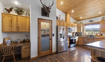 135 Honeysuckle Rd, Bonners Ferry, ID 83805