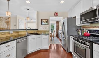 6606 NETTIES Ln #1308, Alexandria, VA 22315