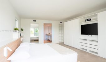 10250 Collins Ave PH1, Bal Harbour, FL 33154