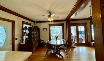 802 7th St, Britton, SD 57430