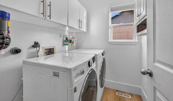 62633 Hawkview Rd, Bend, OR 97701