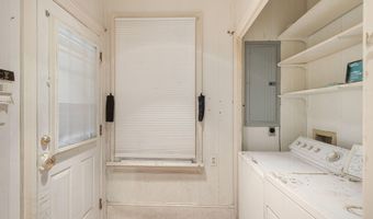 709 E Lafayette St, Abbeville, LA 70510