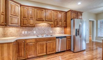 18525 Connie Sue Ct, Abingdon, VA 24211