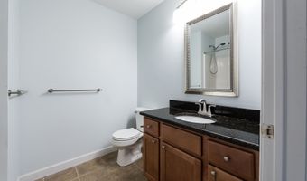 922 W Summerfield Glen Cir, Ann Arbor, MI 48103
