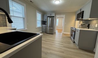 22 Dwight St 2Nd Fl, Ansonia, CT 06401