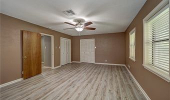 1540 W Deberry Ave, Aransas Pass, TX 78336