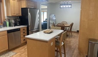 650 S 7th St, Akron, IA 51001
