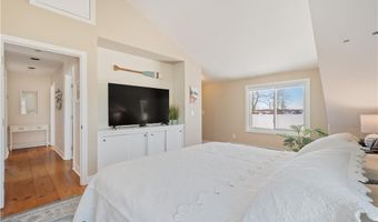 11 O'Donnell Rd, Middletown, RI 02842