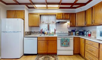 3 Stone Cir, Absecon, NJ 08201
