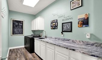 3301 Cheyenne Ct, Bargersville, IN 46106