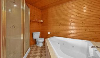 6375 Jonathan Ln, Albany, OH 45710