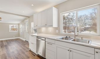 1307 Greene St, Adel, IA 50003