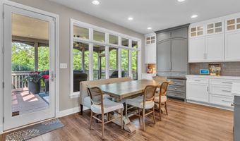 5874 Shallow Water Ln, Bargersville, IN 46106
