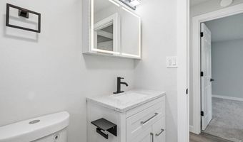 1035 6th St, Berthoud, CO 80513