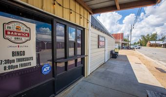 52 Main St, Barwick, GA 31720