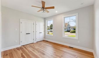 515 Sandalwood Rd, Villas, NJ 08251