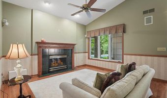 12783 Falcon Dr, Apple Valley, MN 55124