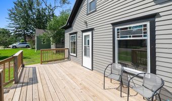 411 N 6th St, Beresford, SD 57004