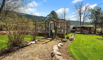 5634 Moyie River Rd, Bonners Ferry, ID 83805