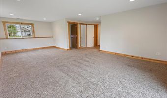 551 Knollwood St W, Annandale, MN 55302