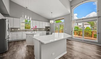 2317 Barrett Dr, Algonquin, IL 60102