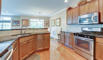 84 Andriana Ln, Albany, NY 12204