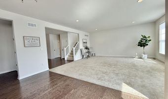 6394 S Trailwoods Dr, Ann Arbor, MI 48103