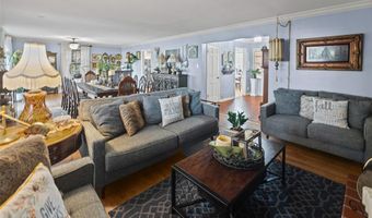 3838 Omega St, Alton, IL 62002