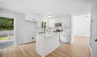 900 SW 22ND Ave, Battle Ground, WA 98604