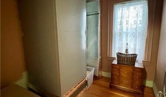 1852 Chew St, Allentown, PA 18104