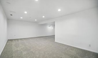 5555 Revmal Ln, Delhi, OH 45238