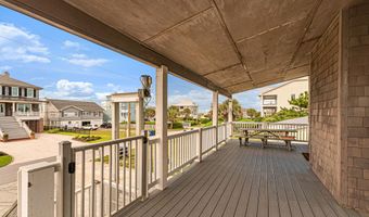413 Club Colony Dr, Atlantic Beach, NC 28512