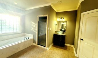 143 Silver Springs Dr, Benton, AR 72015