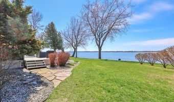 1360 Windmill Point Rd, Alburgh, VT 05440