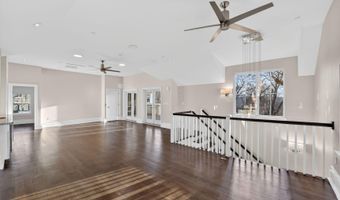 4964 ESKRIDGE Ter NW, Washington, DC 20016