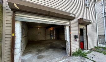 245 Hewitt St, Bridgeport, CT 06607