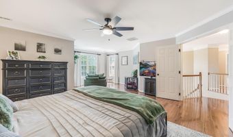 43799 ABBOTT Pl, Ashburn, VA 20147